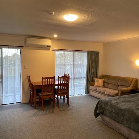 Cherry Court Motor Lodge Whangarei Bagian luar foto