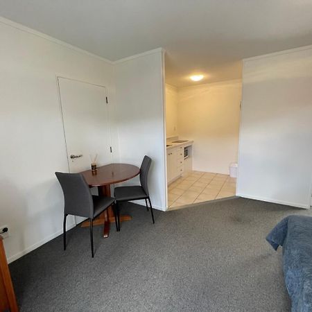 Cherry Court Motor Lodge Whangarei Bagian luar foto